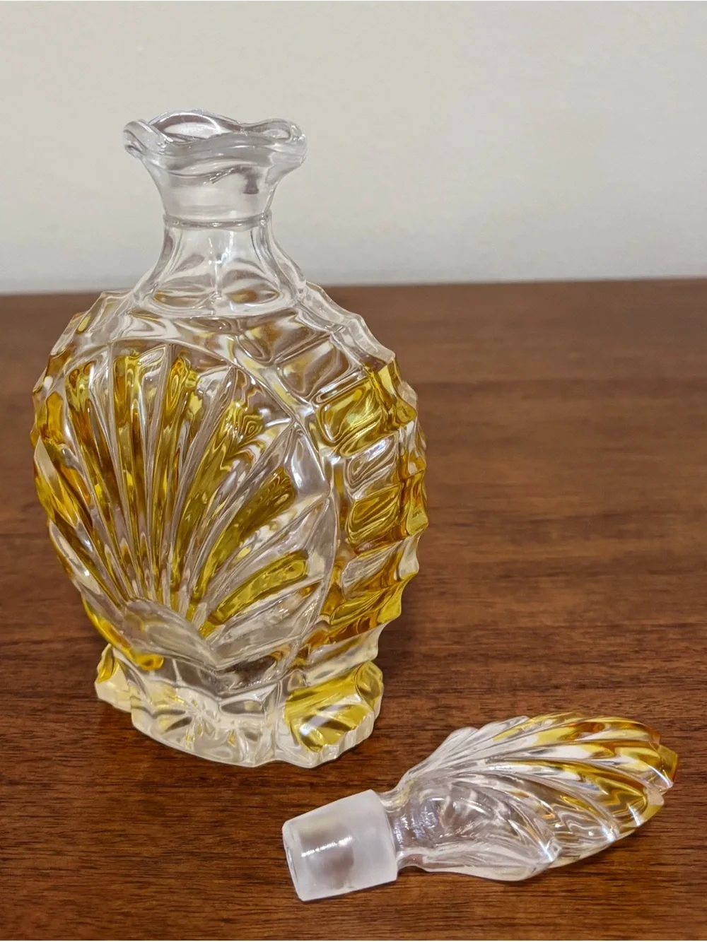 Vintage Bohemian Shell Shaped Amber Clear Glass Decanter 9”